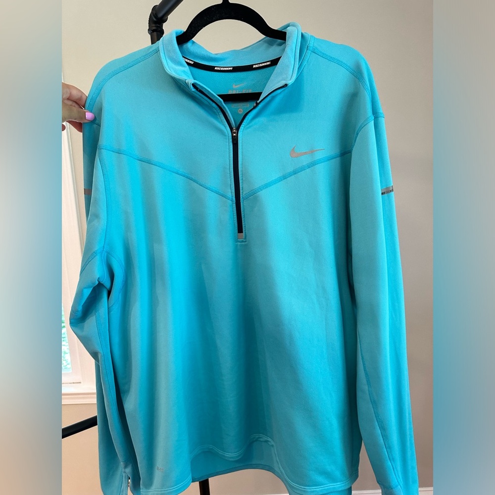 Men’s Nike Element Dri-FIT 1/2 Zip Pullover